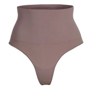 SKIMS CORE CONTROL THONG
